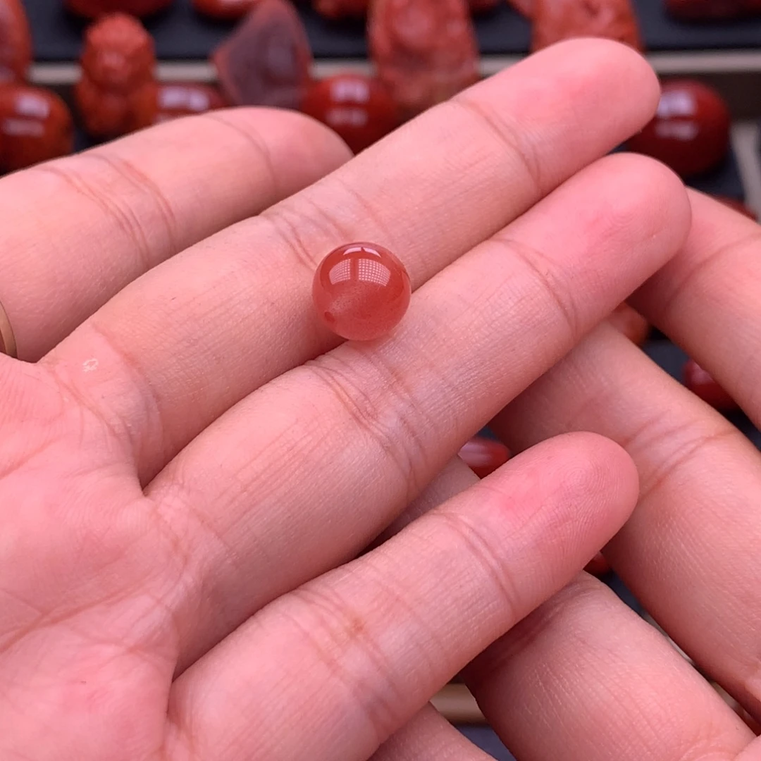 南红玛瑙未镶嵌冰红满沙圆珠9.5mm