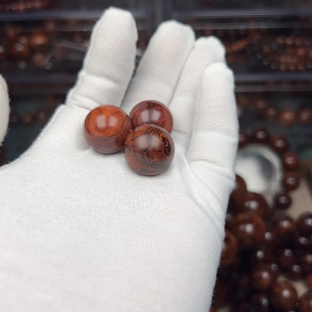 鱻***兟黄花梨/降香黄檀海南黄花梨老料单珠