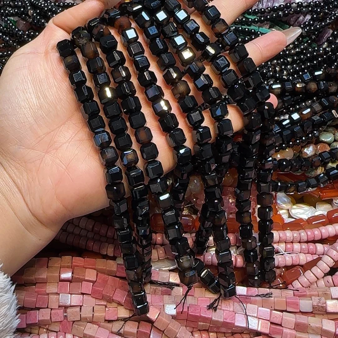 玛瑙/玉髓未镶嵌珠宝半成品8mm黑玛瑙方糖一条