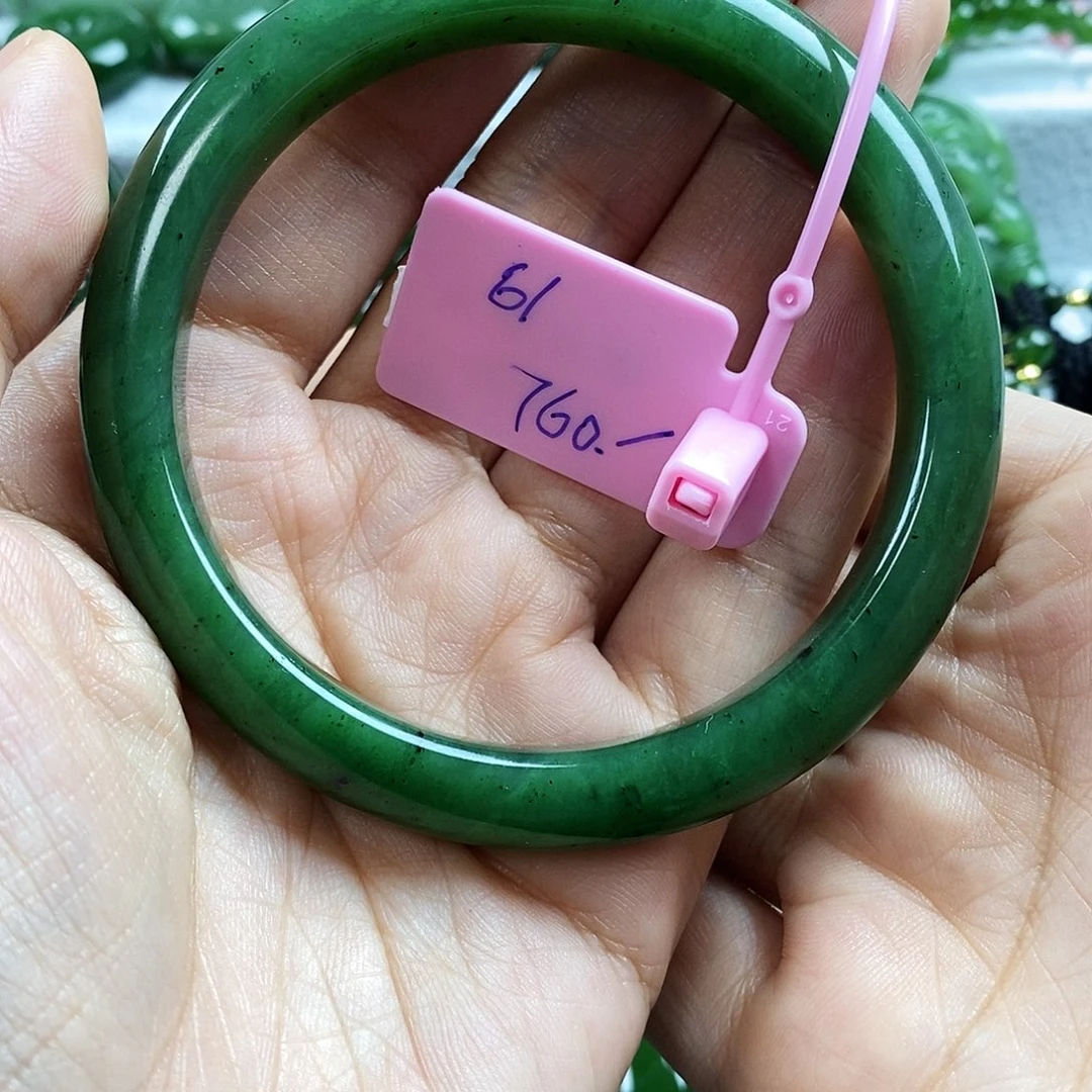 和田玉（碧玉）未镶嵌颈饰