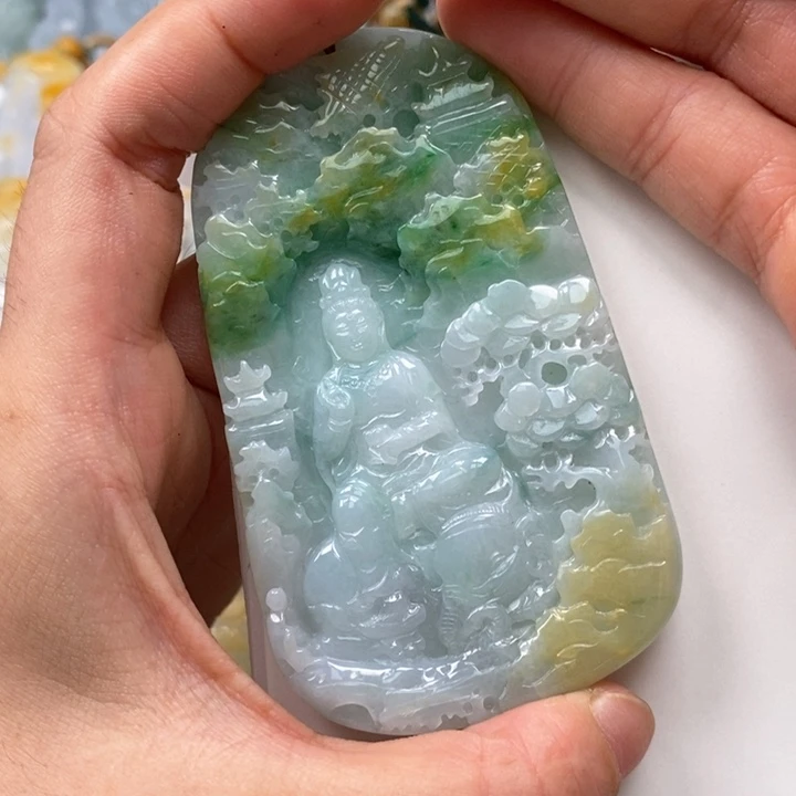 用***2翡翠未镶嵌颈饰翡翠