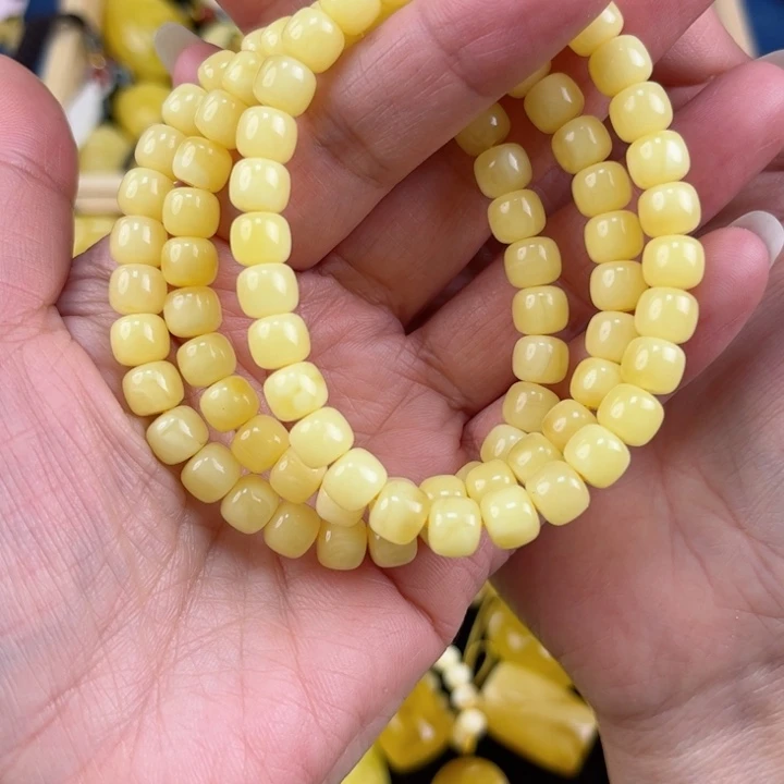 琥珀珠宝奇石未镶嵌琥珀，多样性发其一