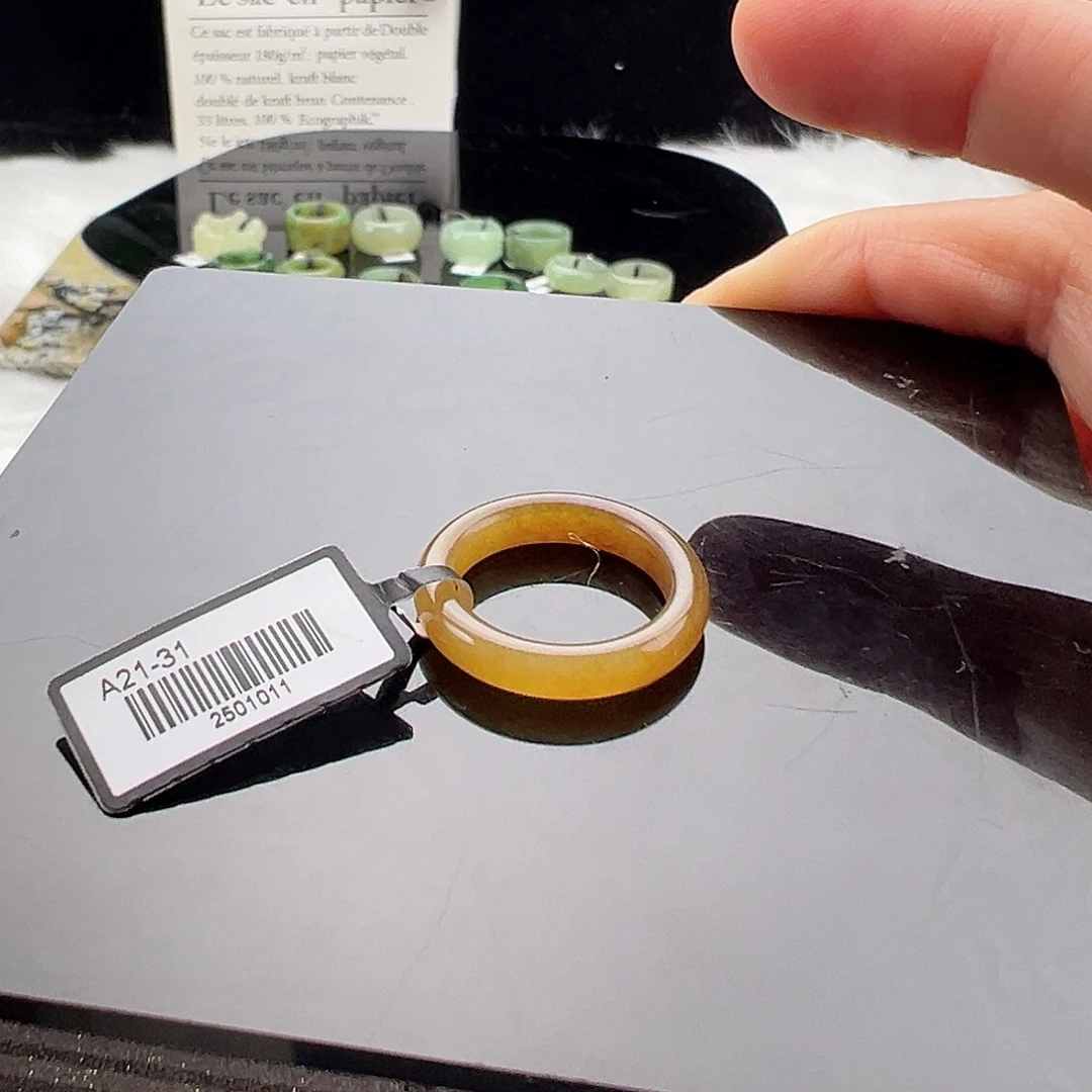 和田玉（糖玉）未镶嵌戒指17.2糖细条