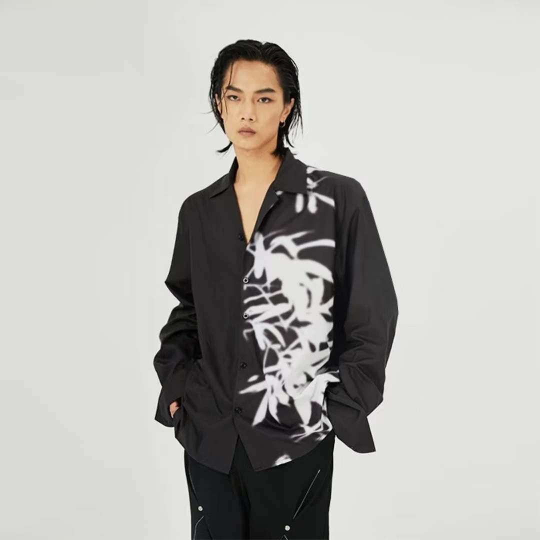 Q09-42103-CNE正面竹叶印花时尚潮流衬衣