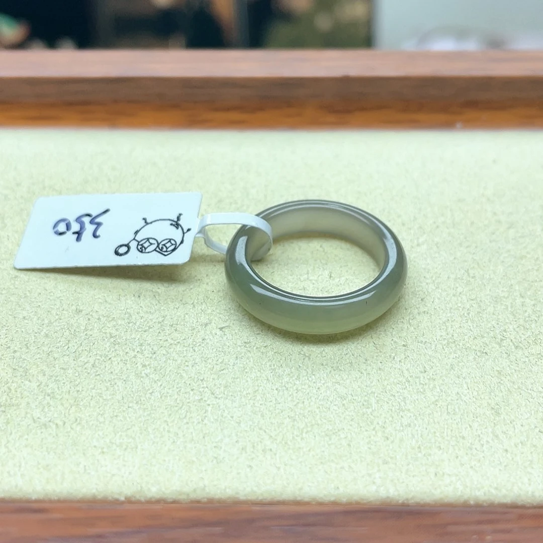 未镶嵌戒指和田玉湖水飘紫圆条18mm