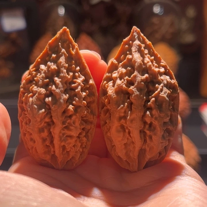 文玩核桃吊坠蚂蚁纹1