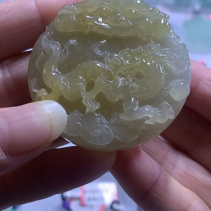 翡翠未镶嵌颈饰天然翡翠吊坠A货