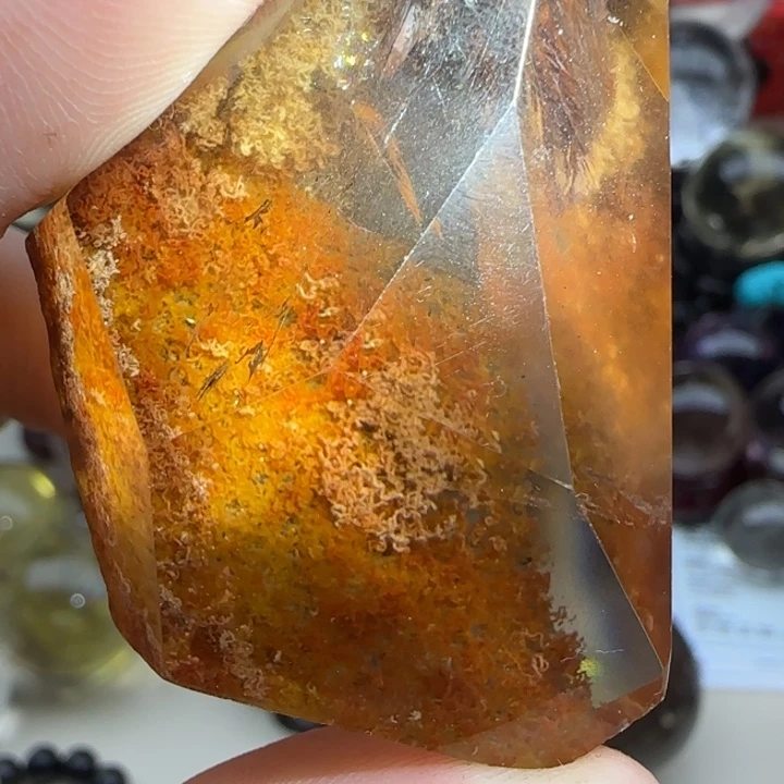 水晶摆件未镶嵌b090