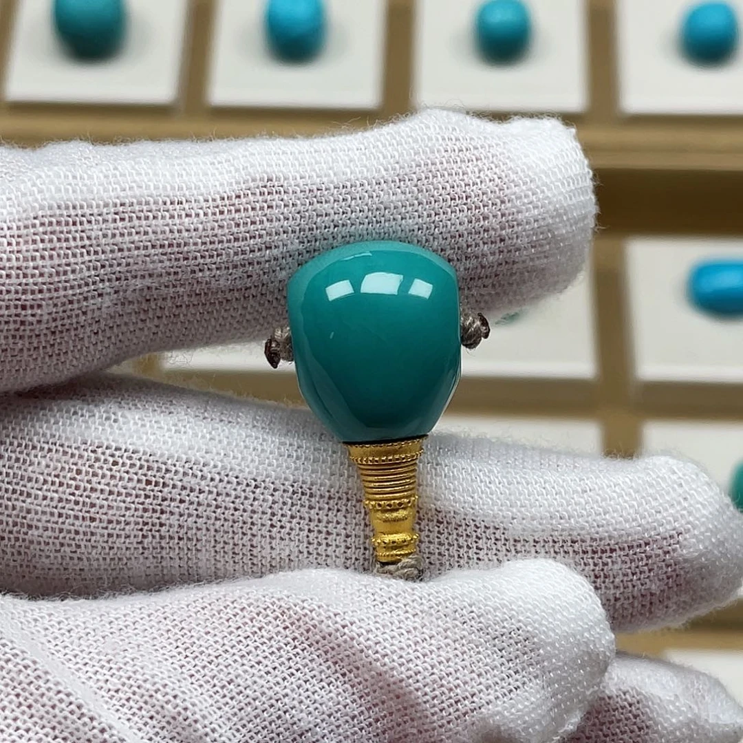 绿松石珠宝奇石18K金镶嵌