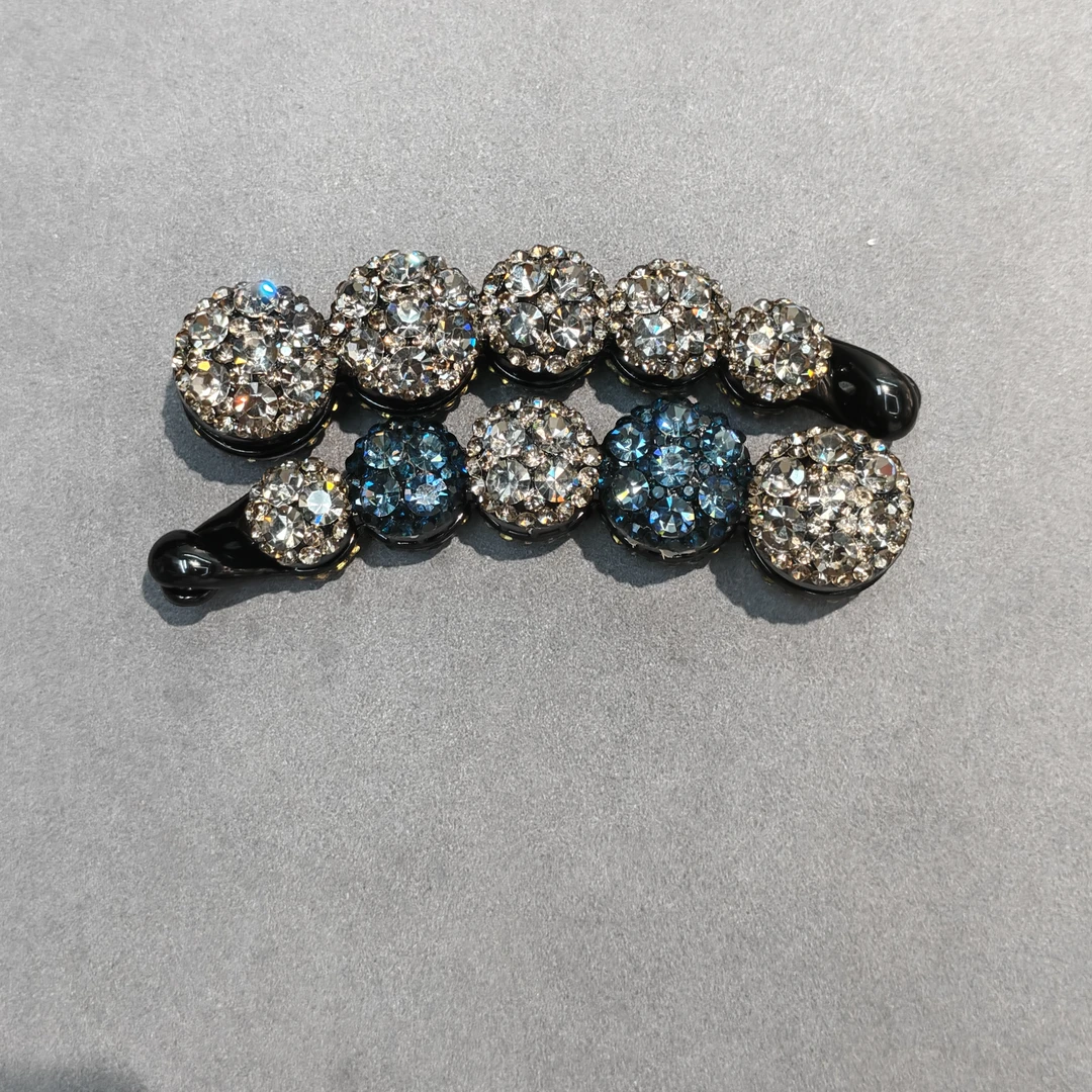 艾家30五个圆珠闪钻香蕉夹发饰3262