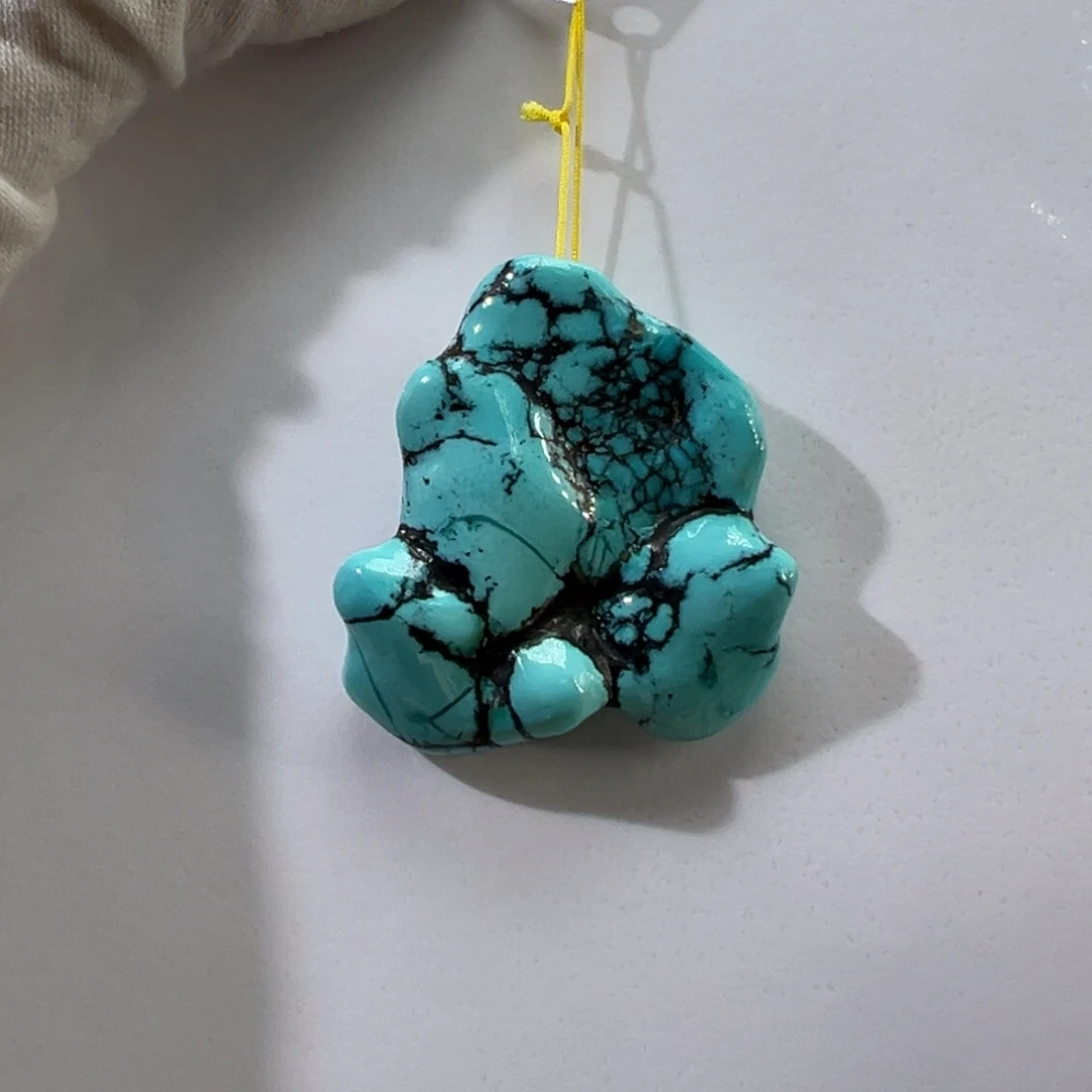 绿松石未镶嵌挂件