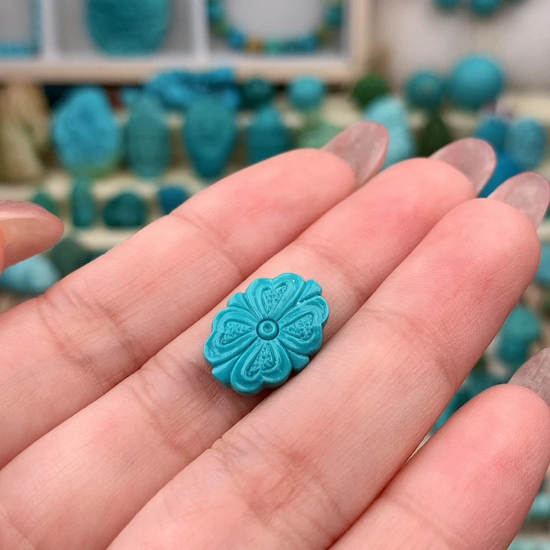 未镶嵌绿松石珠宝奇石