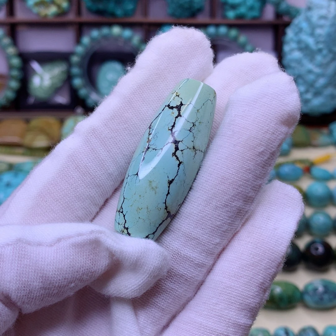 绿松石未镶嵌颈饰疯***头