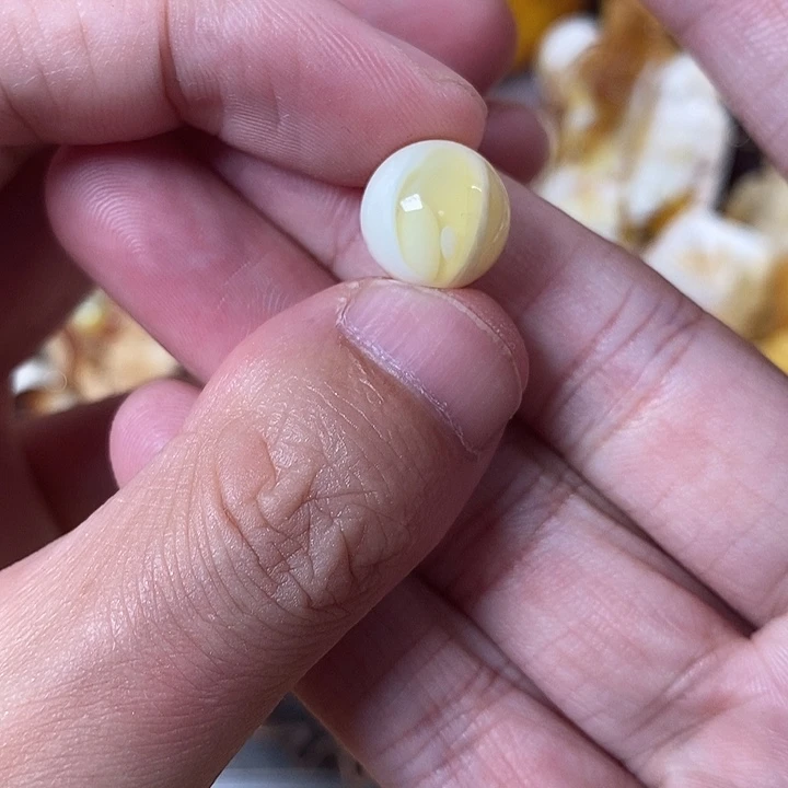 琥珀未镶嵌裸石我