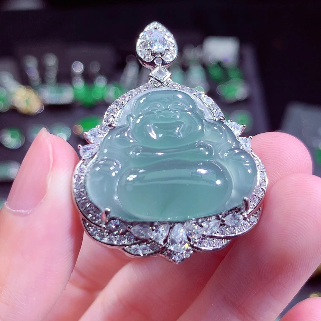 翡翠未镶嵌颈饰挂件