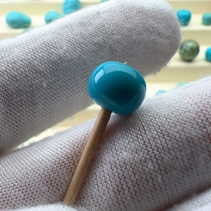 绿松石未镶嵌珠宝奇石9