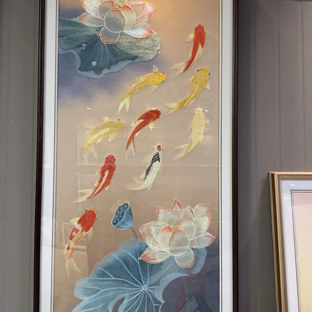带灯款荷花九鱼实木电镀带三个安装