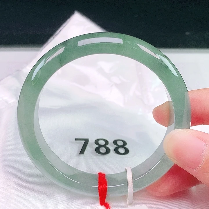 翡翠未镶嵌手镯翡翠手镯