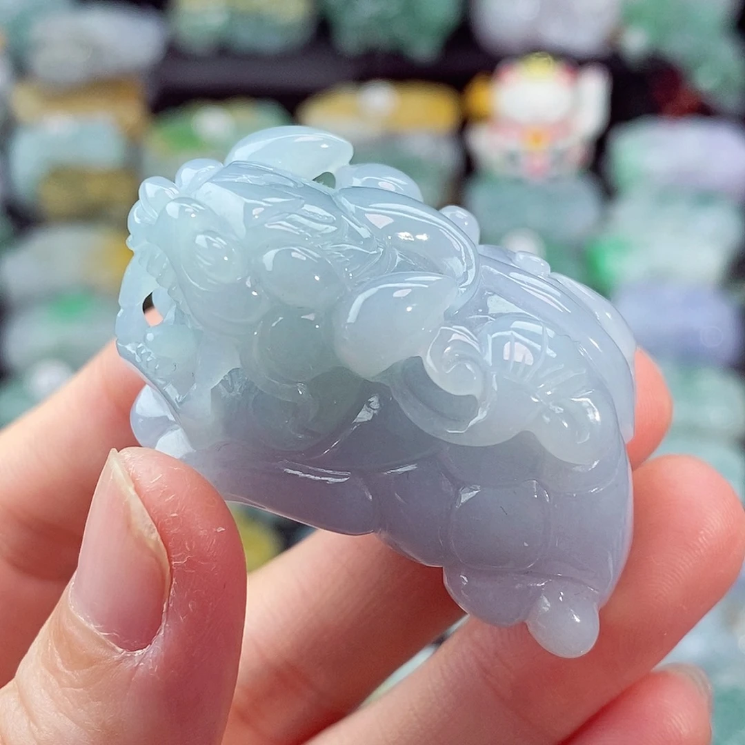 颈饰未镶嵌翡翠天然