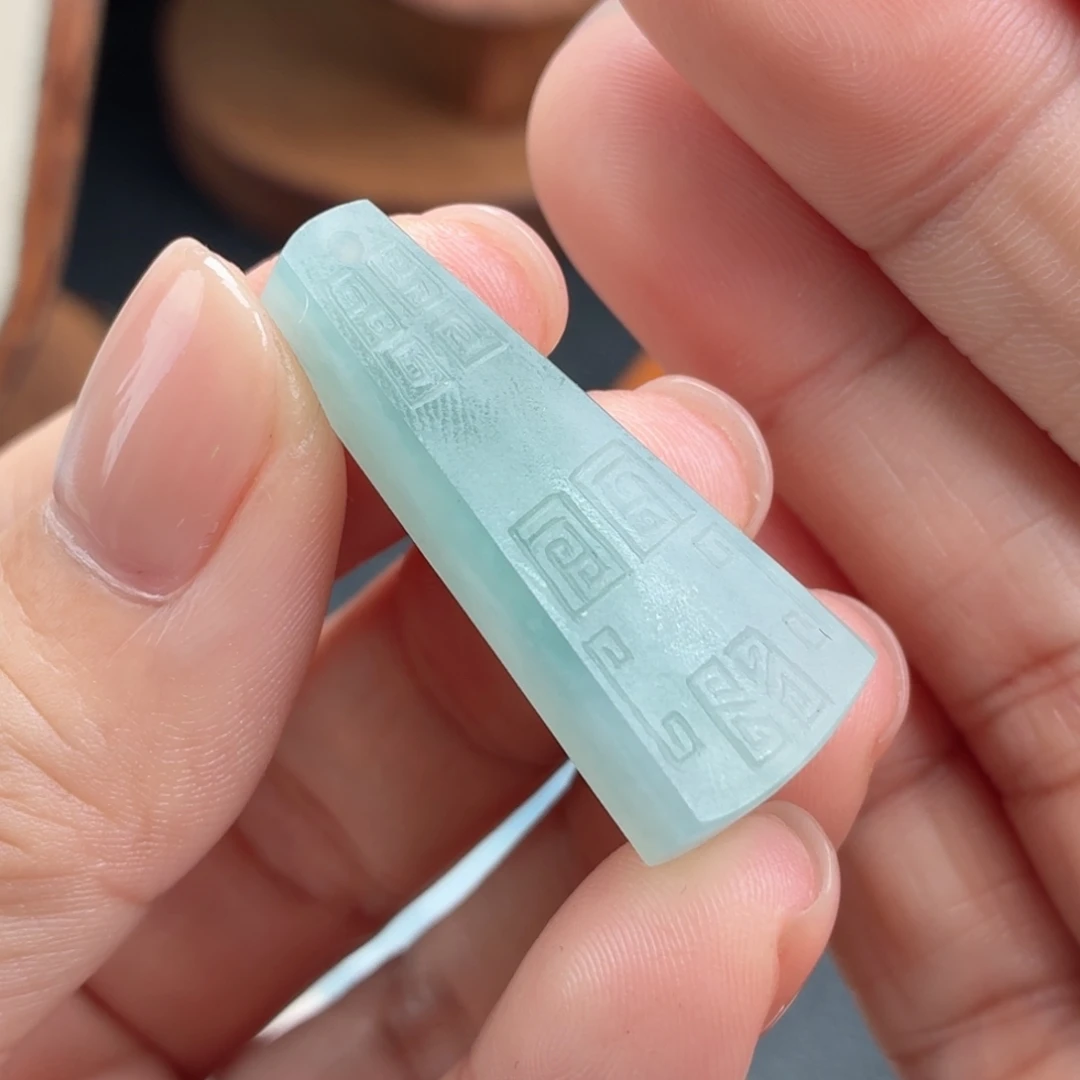 定制翡翠未镶嵌天然A货翡翠