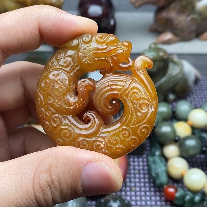 未镶嵌蛇纹石玉颈饰