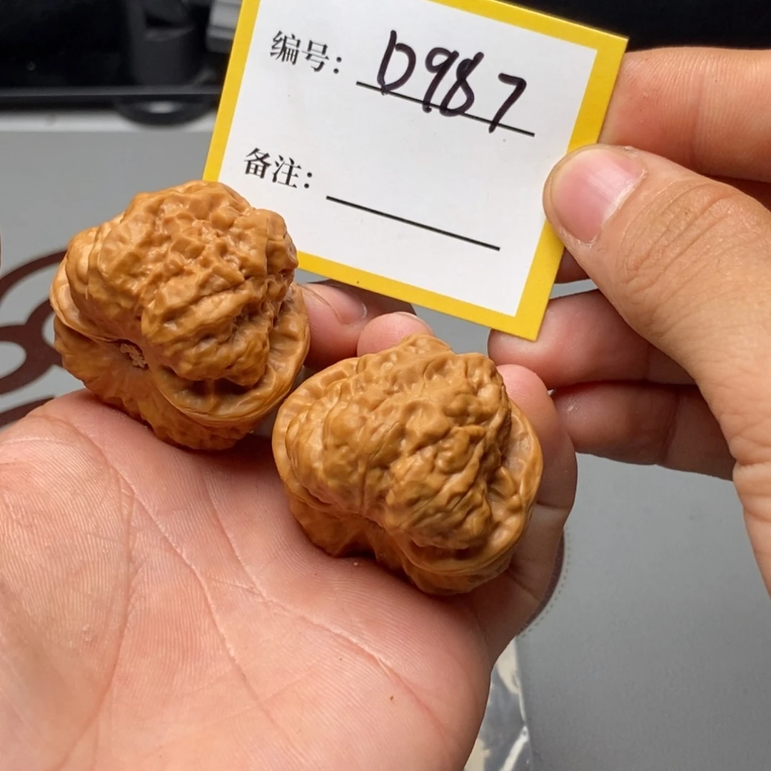 文玩核桃吊坠M*.d987蛤蟆头