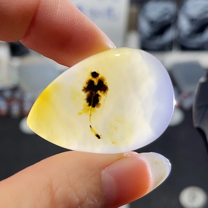 玛瑙/玉髓未镶嵌吊坠(不含链)