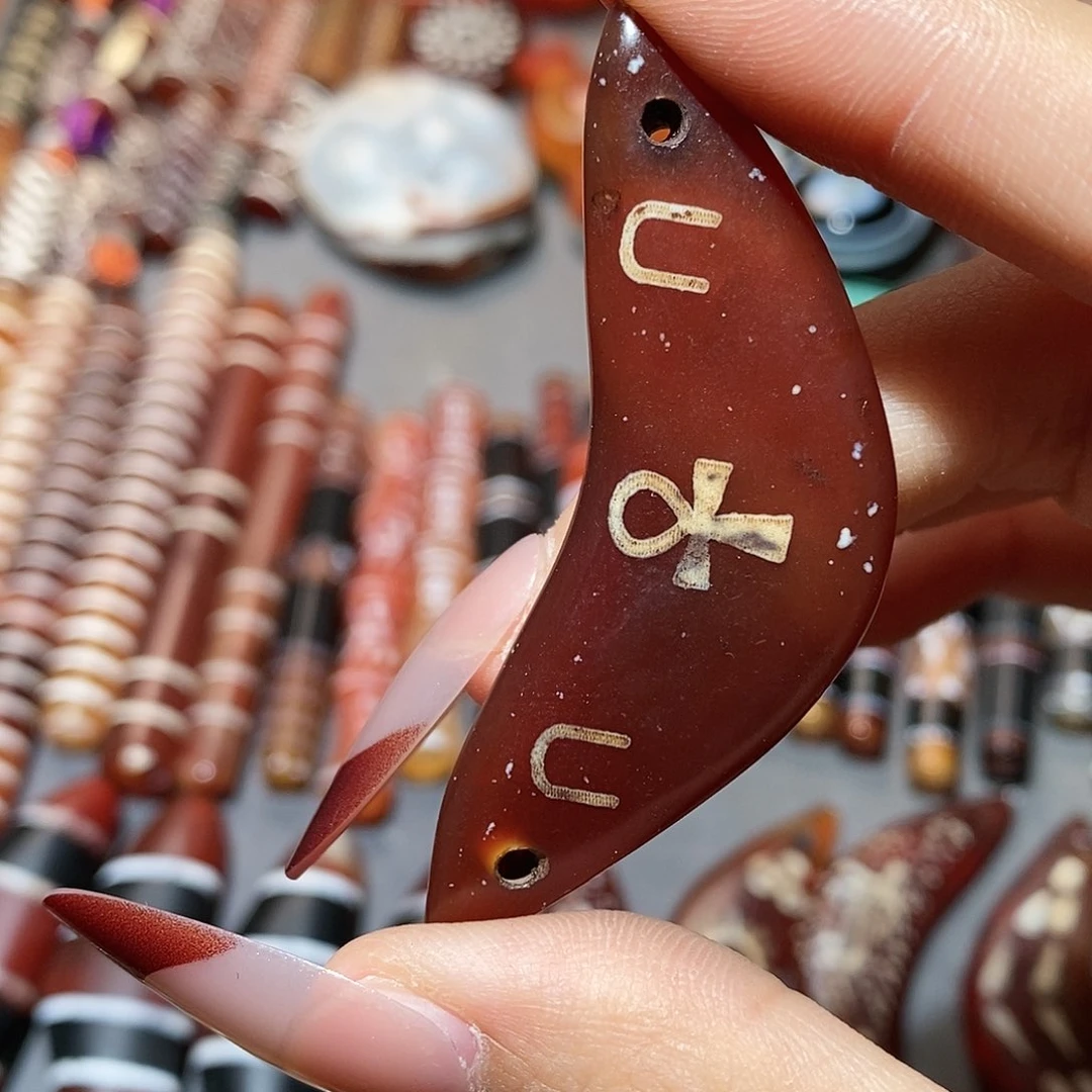 玛瑙/玉髓颈饰未镶嵌8****R