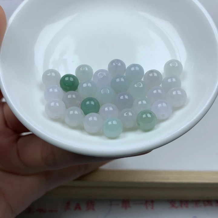 翡翠颈饰未镶嵌卡7➕