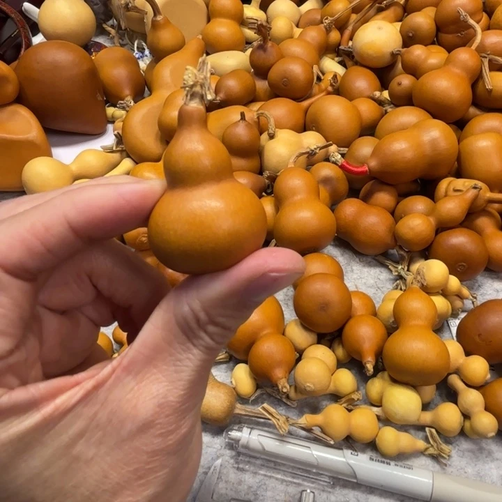 超*啊超人的一把铁包金小葫芦