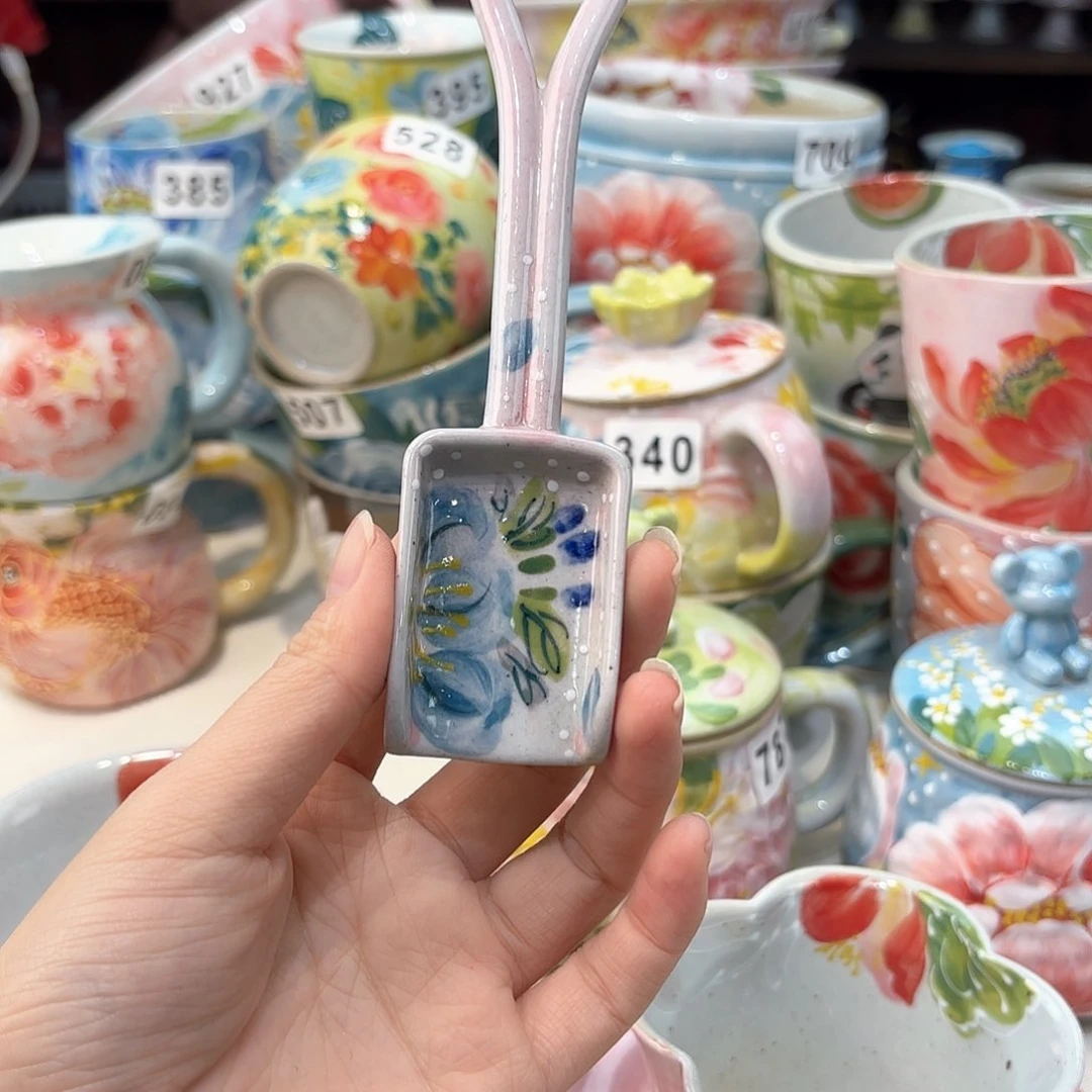 瓷片兔兔好可爱啊我