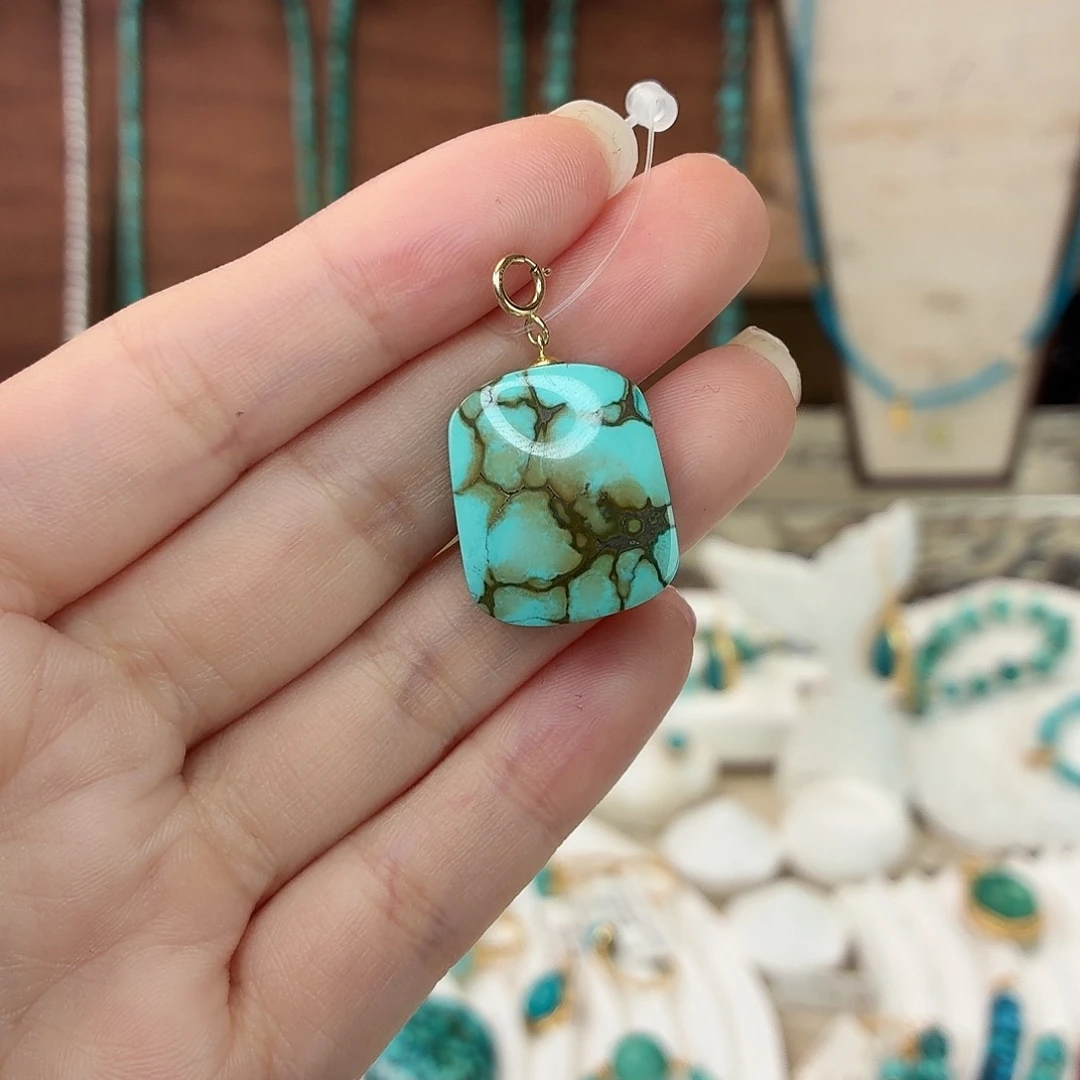 绿松石18K金镶嵌吊坠(赠链)