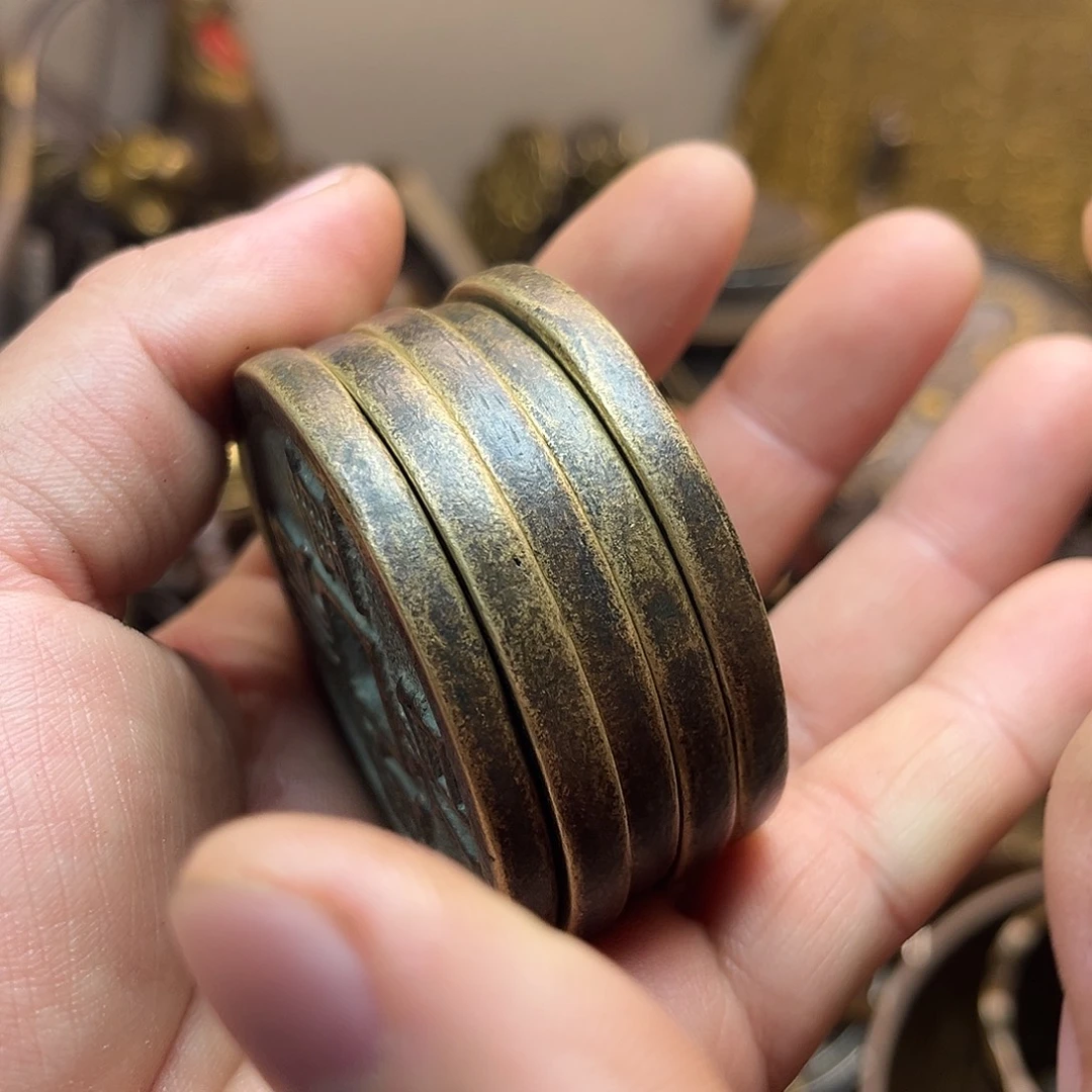 精美铜器工艺品等