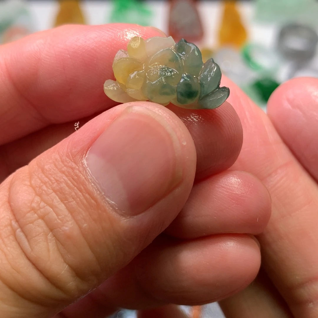未镶嵌定制翡翠拔**圆花花