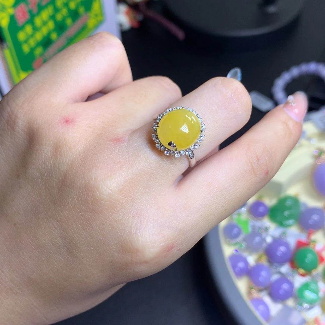 颈饰18K金镶嵌翡翠天然