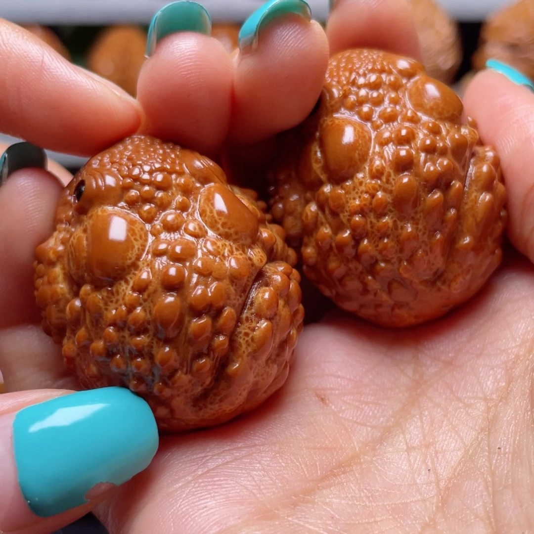 吊坠橄榄核金蟾手球3.5