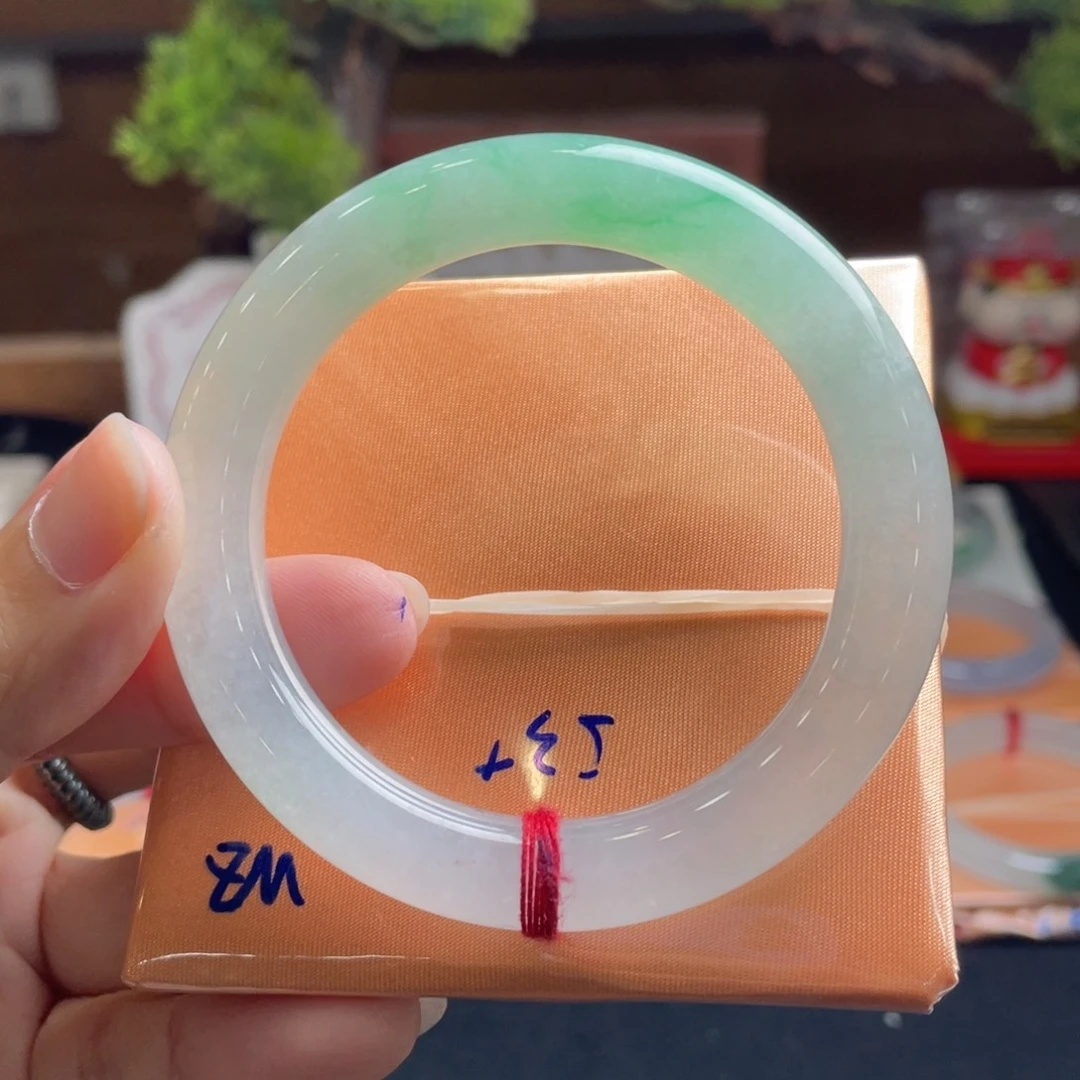 翡翠手镯未镶嵌8号 53+圆条