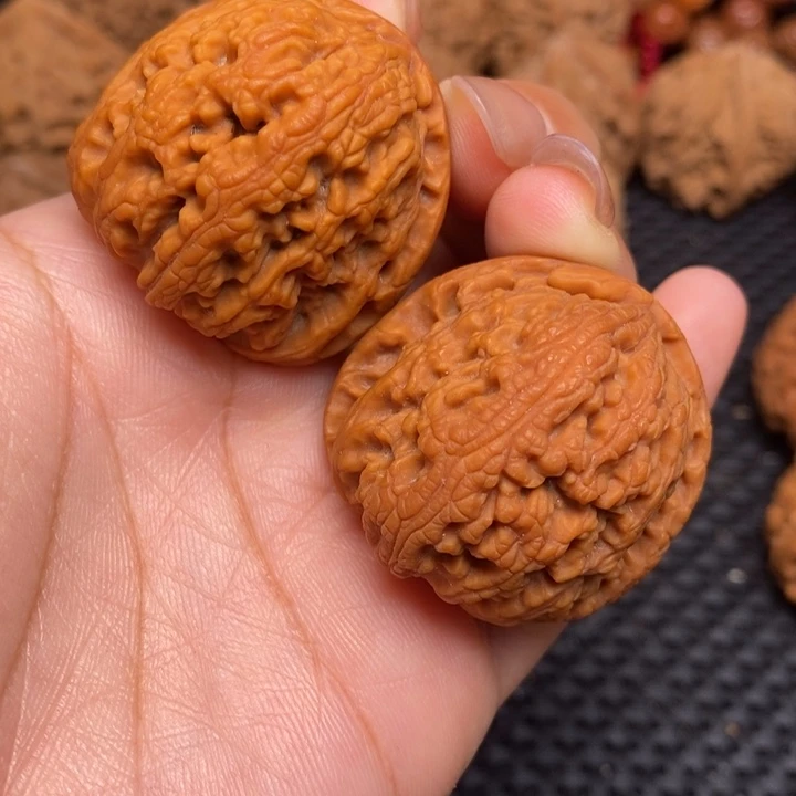 吊坠文玩核桃那**天秦岭野生000000012