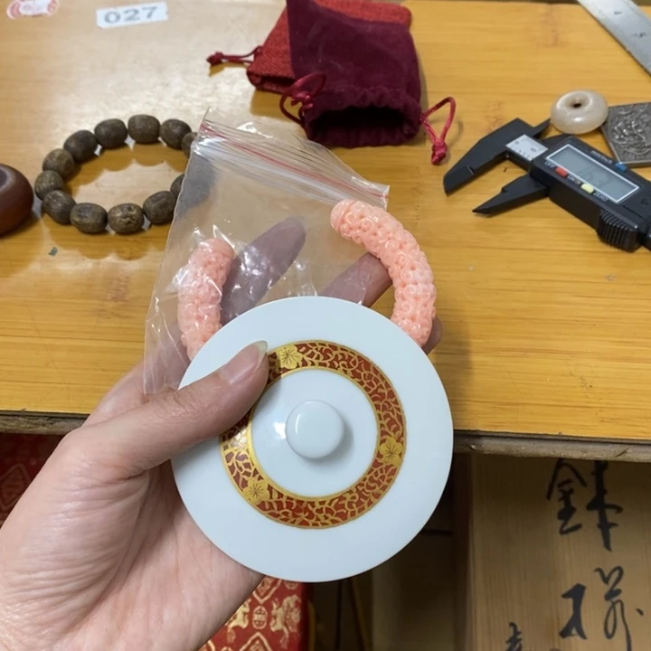 瓷片哈中古工艺品一件