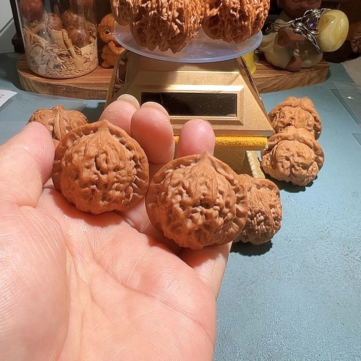 文玩核桃把件瓷娃娃37
