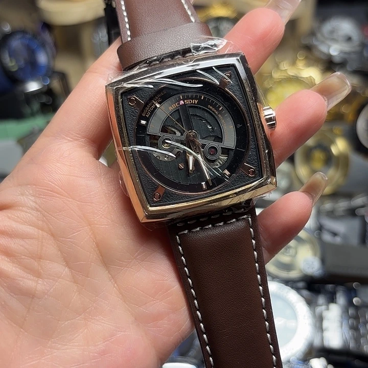 猪皮（革）钢石英机芯