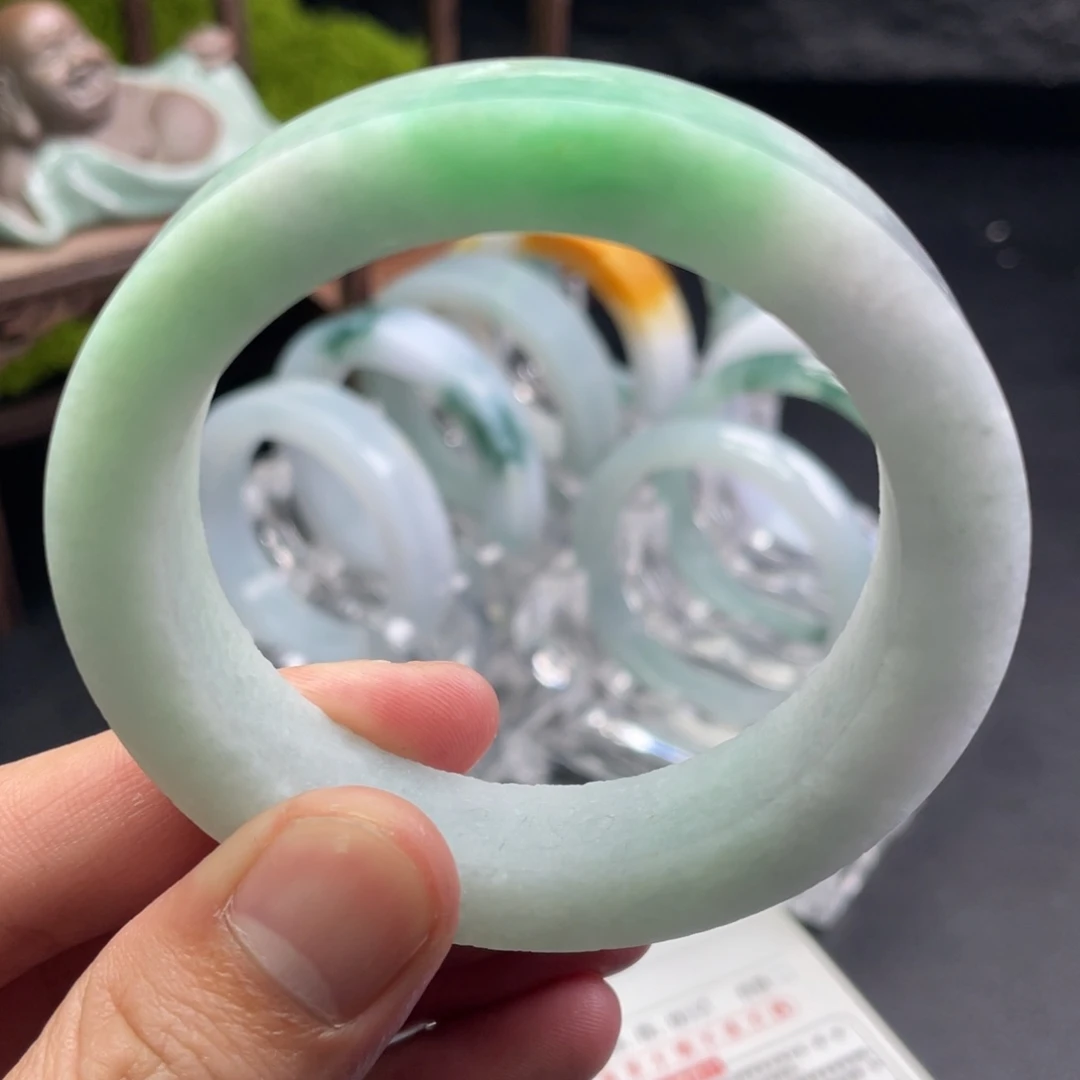 定制翡翠未镶嵌正圈白底青55-57圈