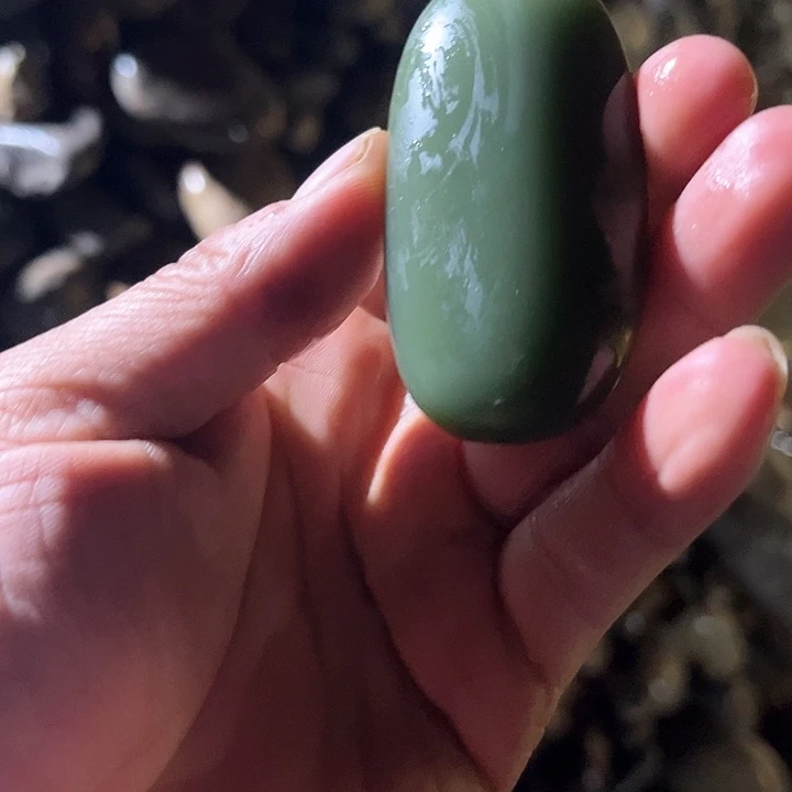 未镶嵌和田玉（糖玉）珠宝奇石
