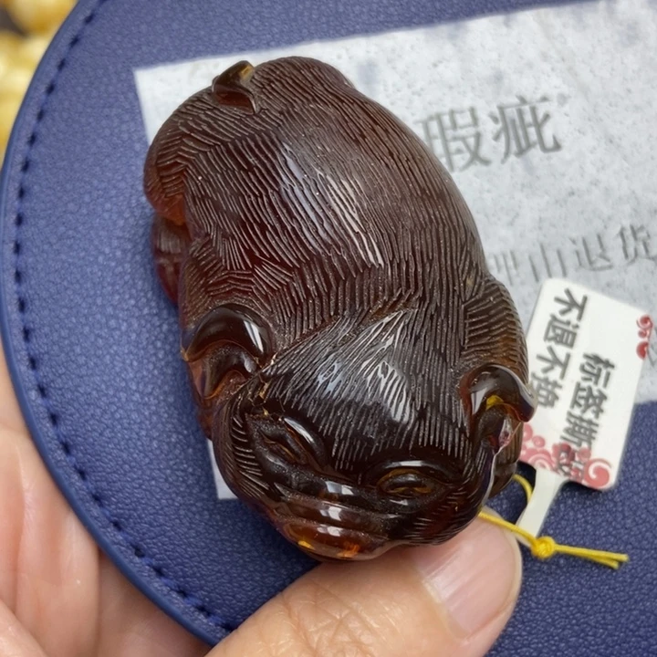 琥珀未镶嵌珠宝奇石63