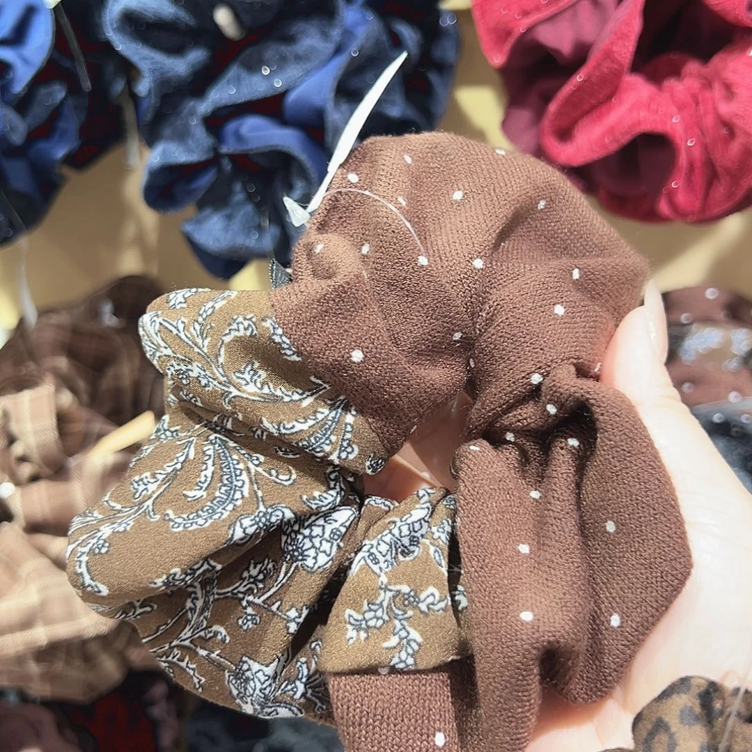 非金属咖色拼接发圈