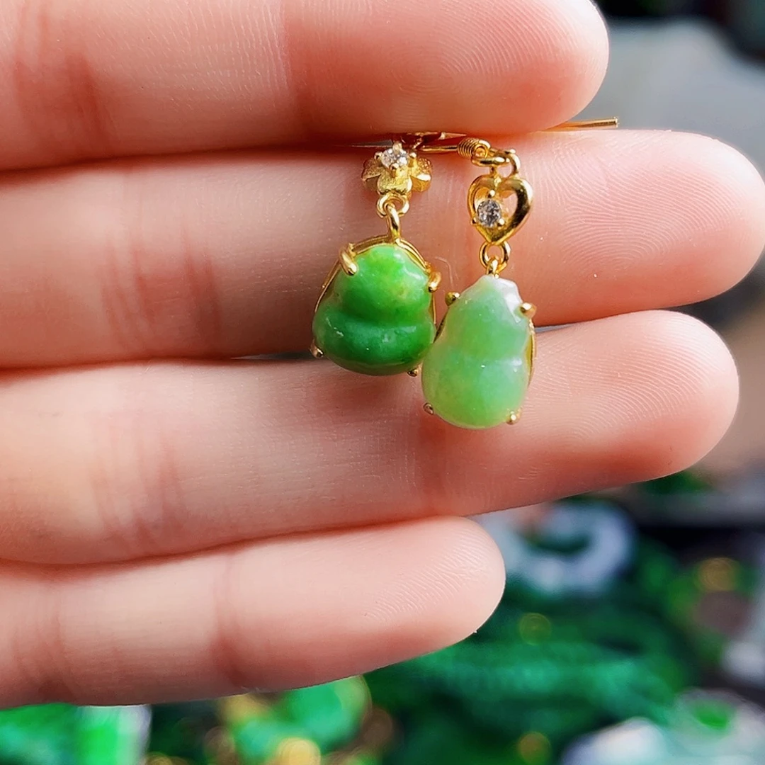 颈饰银S925镶嵌翡翠多样性