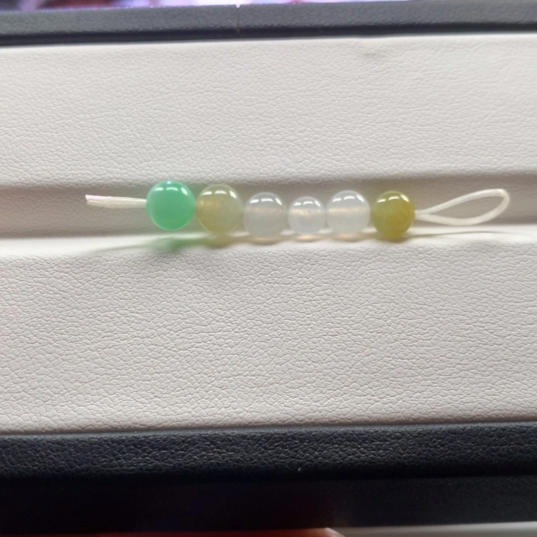 翡翠未镶嵌手链4.7-5.8mm