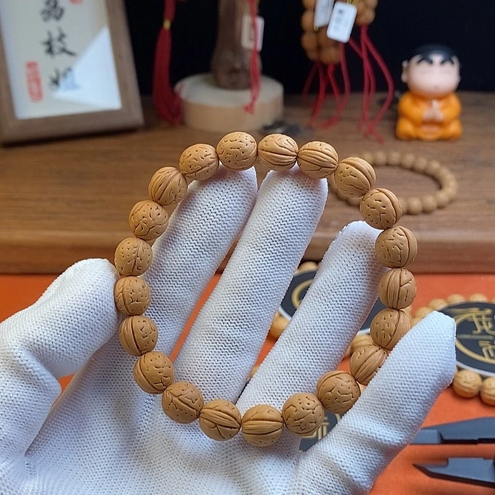 桃核手串新核10.5 （尺寸误差0.5之间）