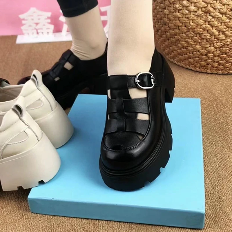 头层牛皮复古英伦罗马风包头松糕底舒适圆头透气百搭2025夏季凉鞋