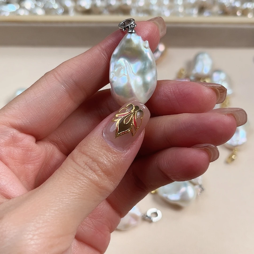 银S925镶嵌颈饰淡水珍珠